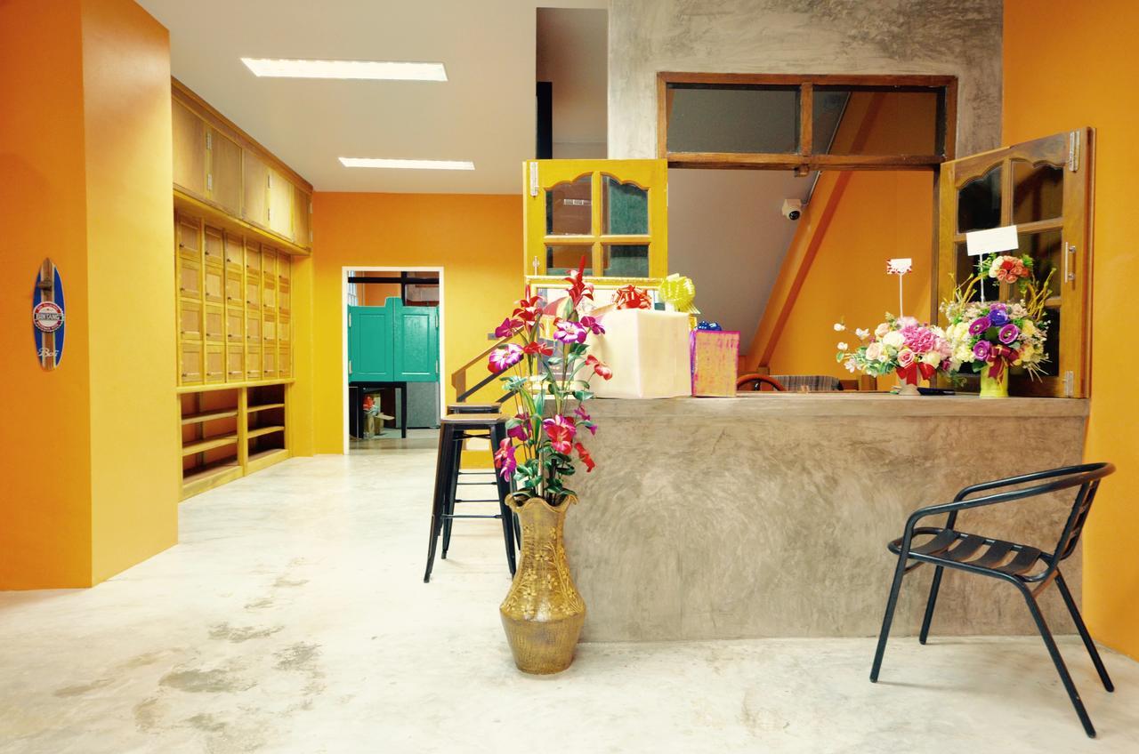 Nomad Hostel Krabi town Exteriör bild